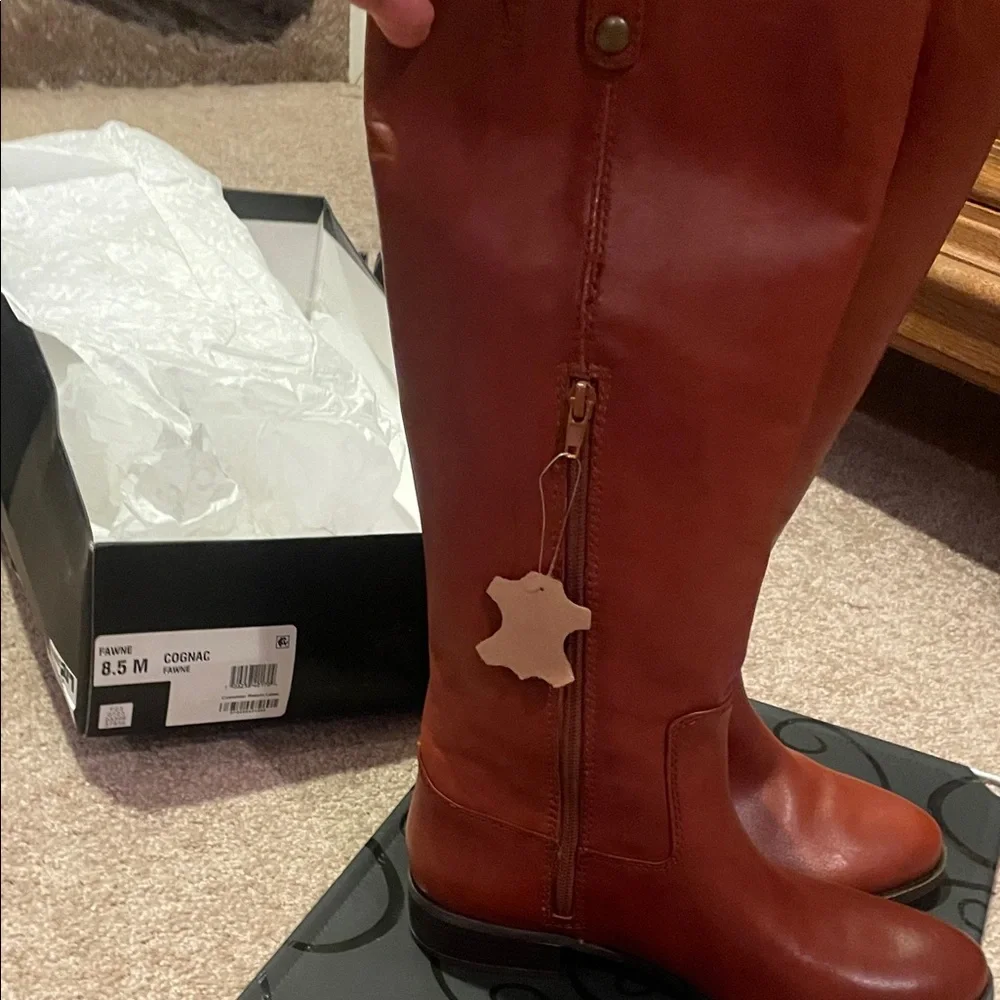 #7 INC Women's Brown Leather Knee-High Boots NWT WC only visible on one side I - Picture 5 of 11